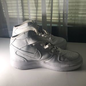 Air force 1’s size 10